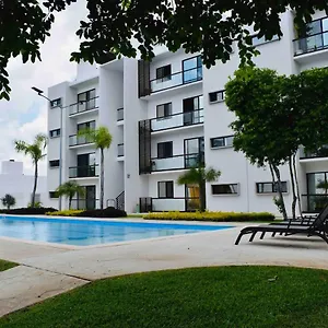 One Night A Shared Apartament - Airport , Cancún México