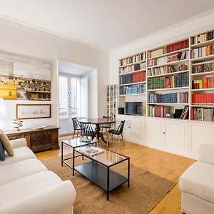 Maison Regola, Styilish In Campo De Fiori Apartment Rome